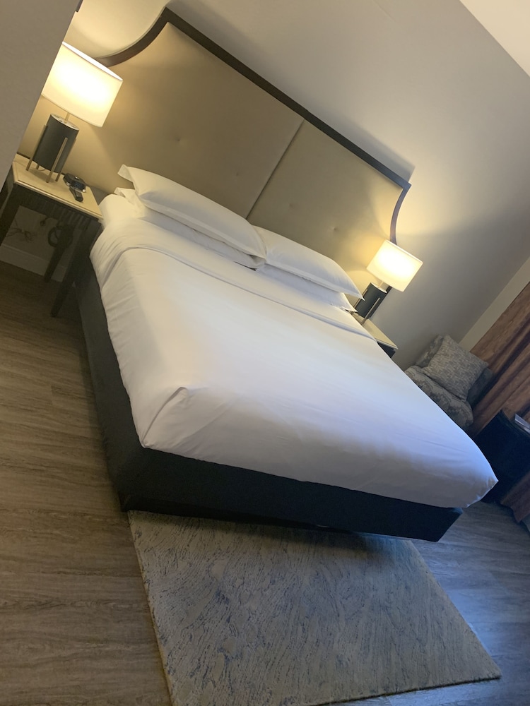 Sheraton Brooklyn New York Hotel 8/27