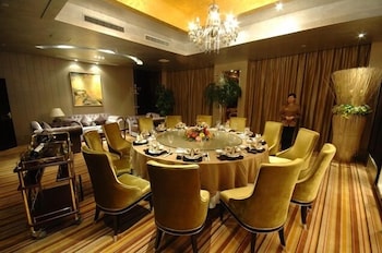 Royal Palace Hotel 16/22