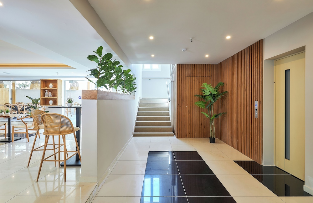 Lotus Rise Hotel - Adults Only 9/50