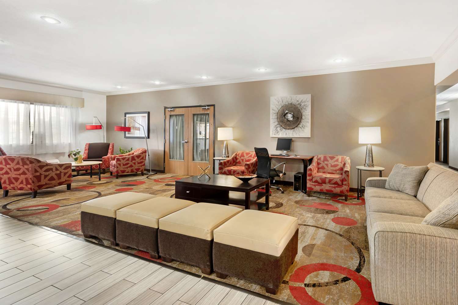 Best Western Plus Eagleridge Inn & Suites 13/17