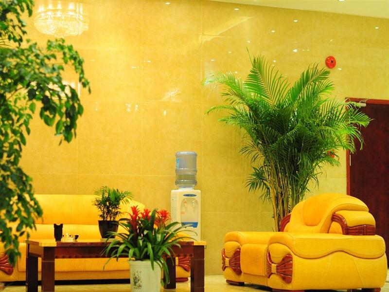 Green Tree Inn (Shanghai Fengxian Xidu) 13/24