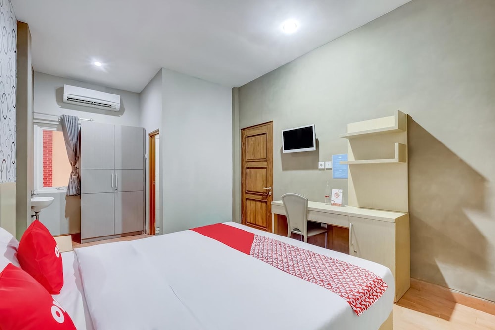 OYO 3726 Tembok Batu Residence 52/68