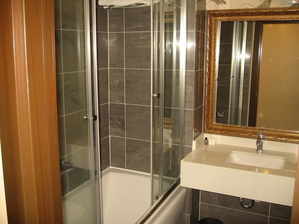 Termal Elit Hotel 29/35