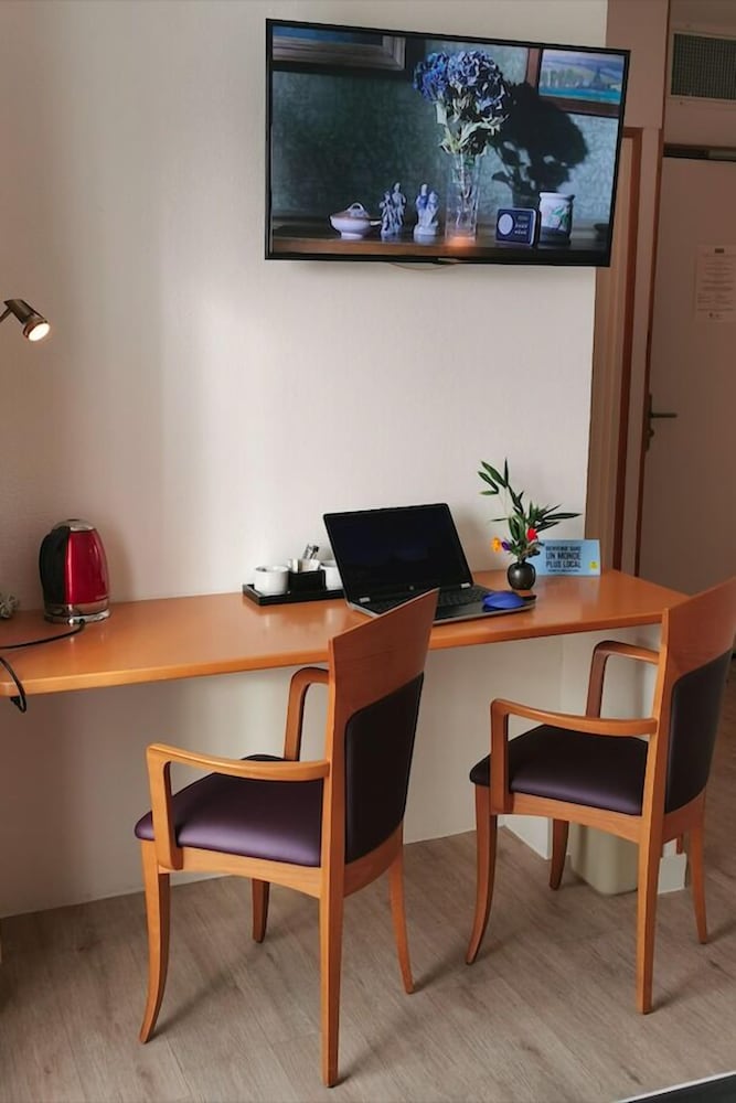 HOTEL LE GAVRINIS 16/25