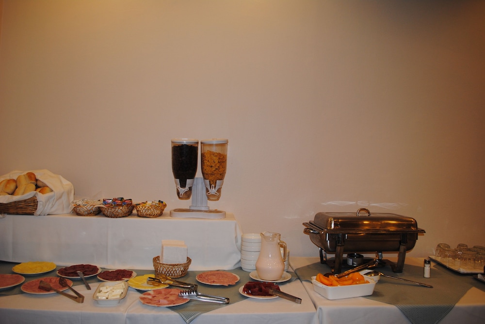 restaurant-cafeteria