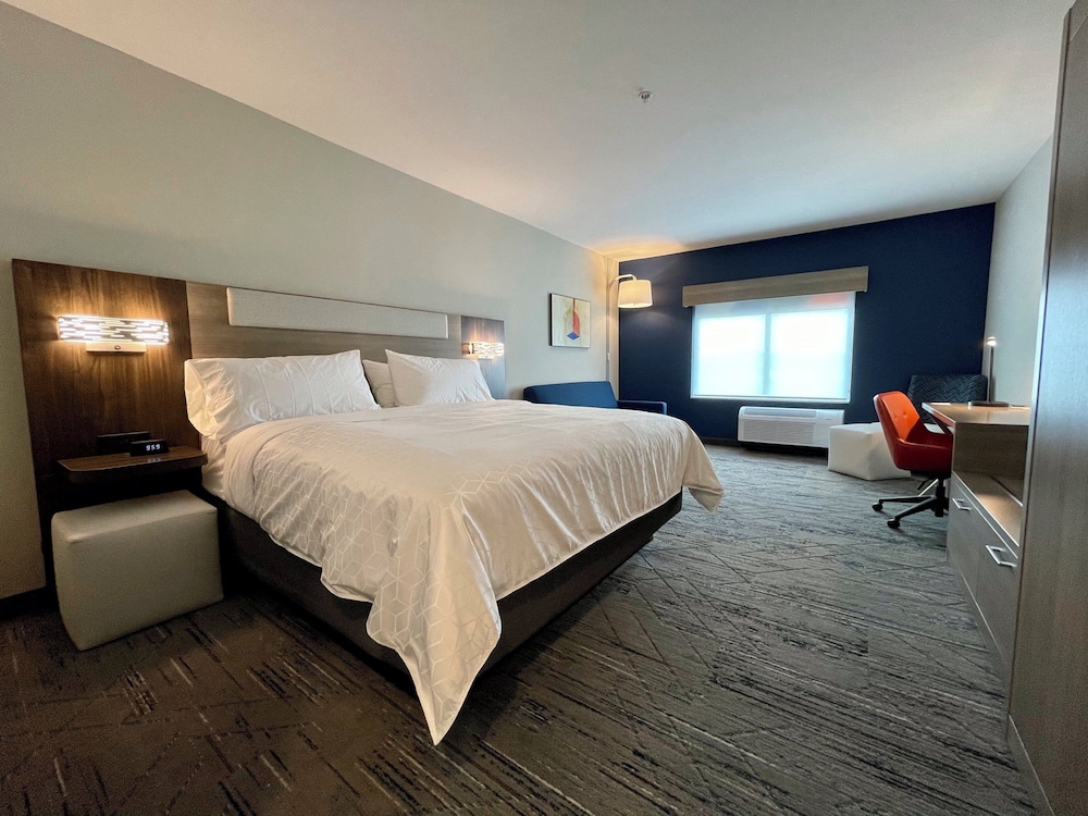 Holiday Inn Express & Suites Ft. Smith Airport, an IHG Hotel 27/75