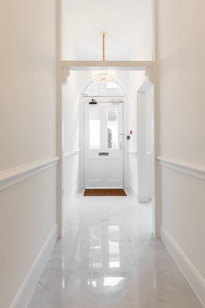 Griffin House Hotel 13/45