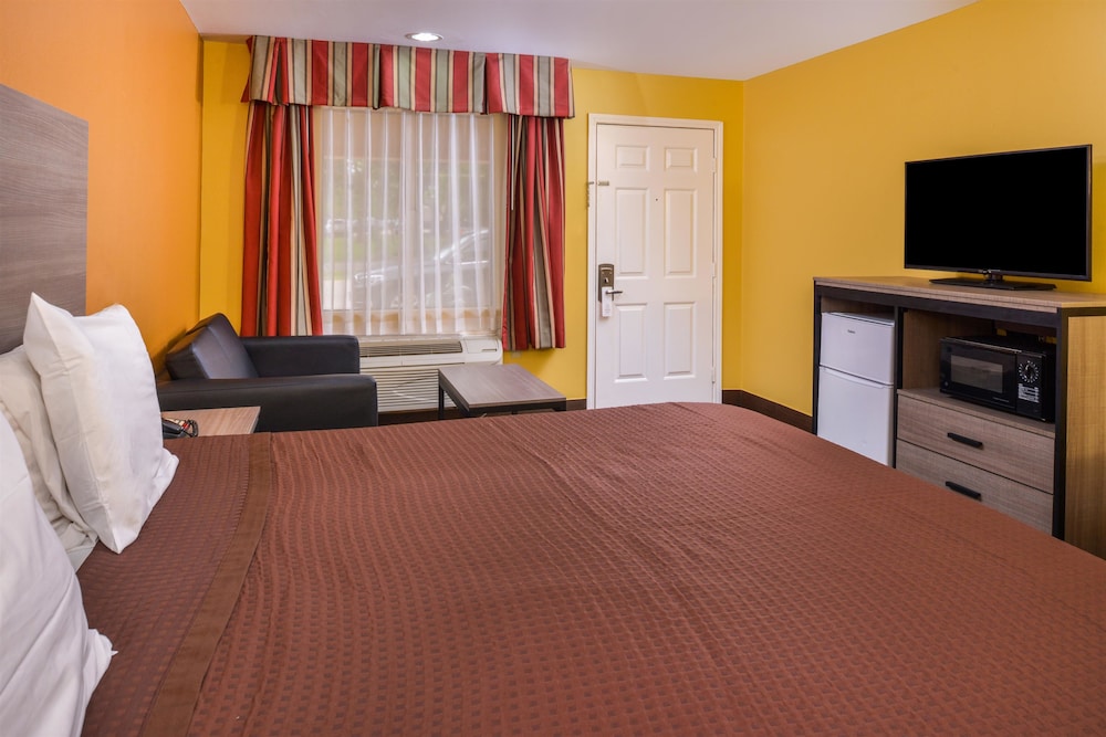Americas Best Value Inn West Columbia 8/26