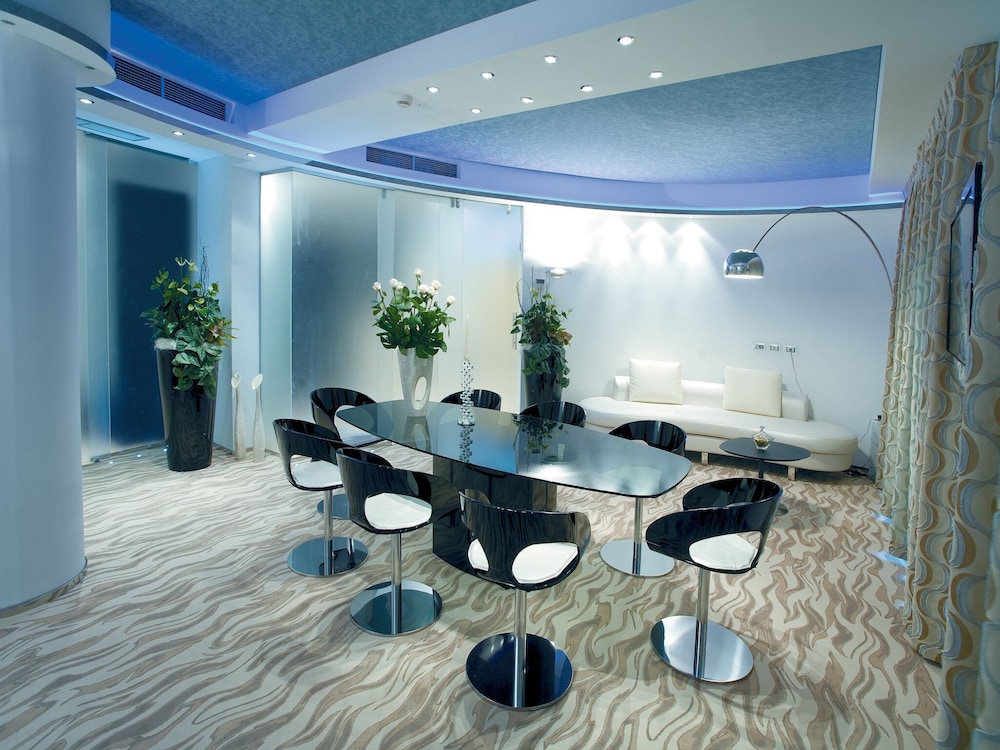 Hotel Premier & Suites 30/60