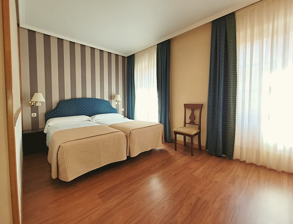 Hotel Imperial 14/28