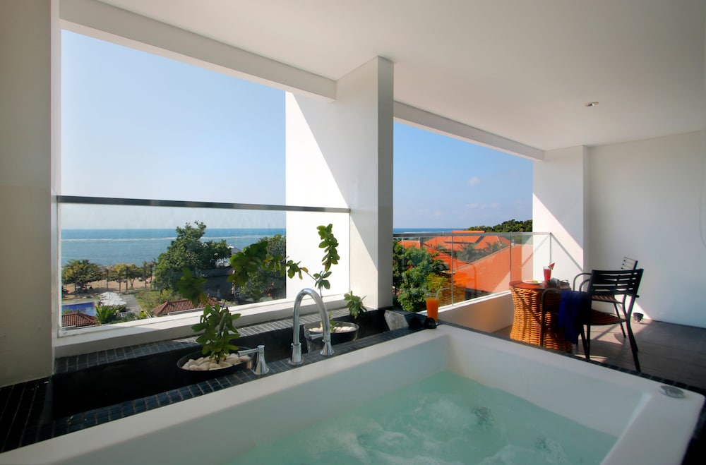 Benoa Sea Suites and Villas 36/70