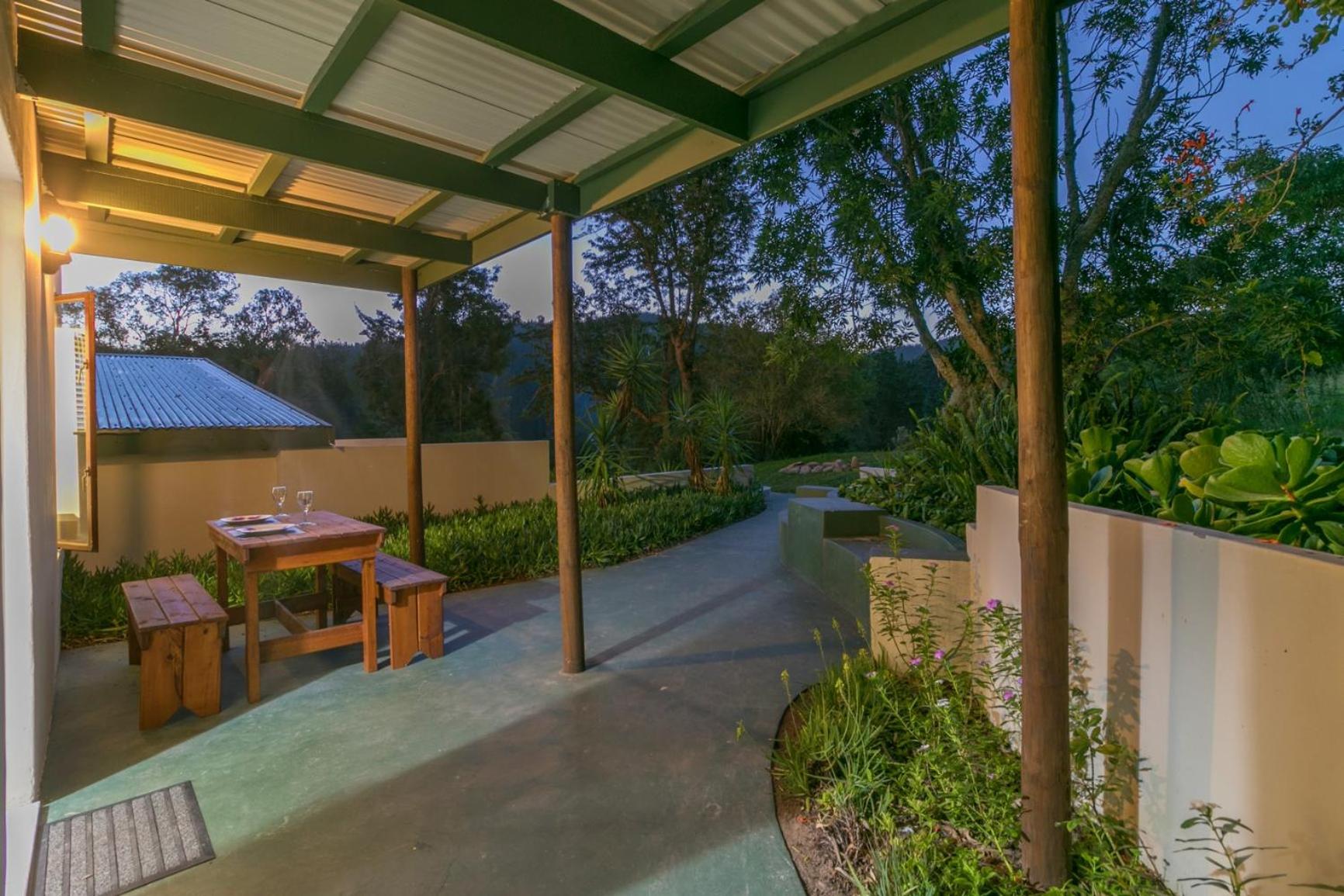 Eastbrook River Lodge 17/50