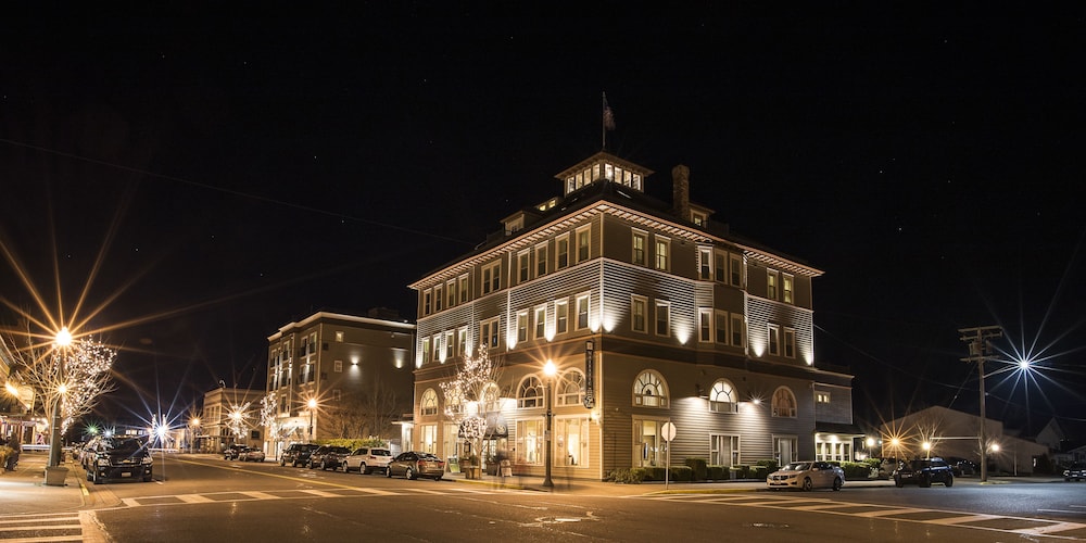 Majestic Inn & Spa 1/80