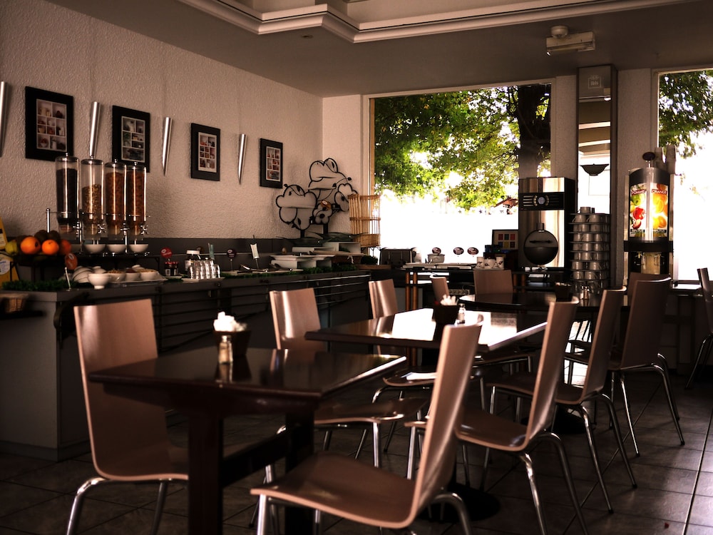restaurant-cafeteria