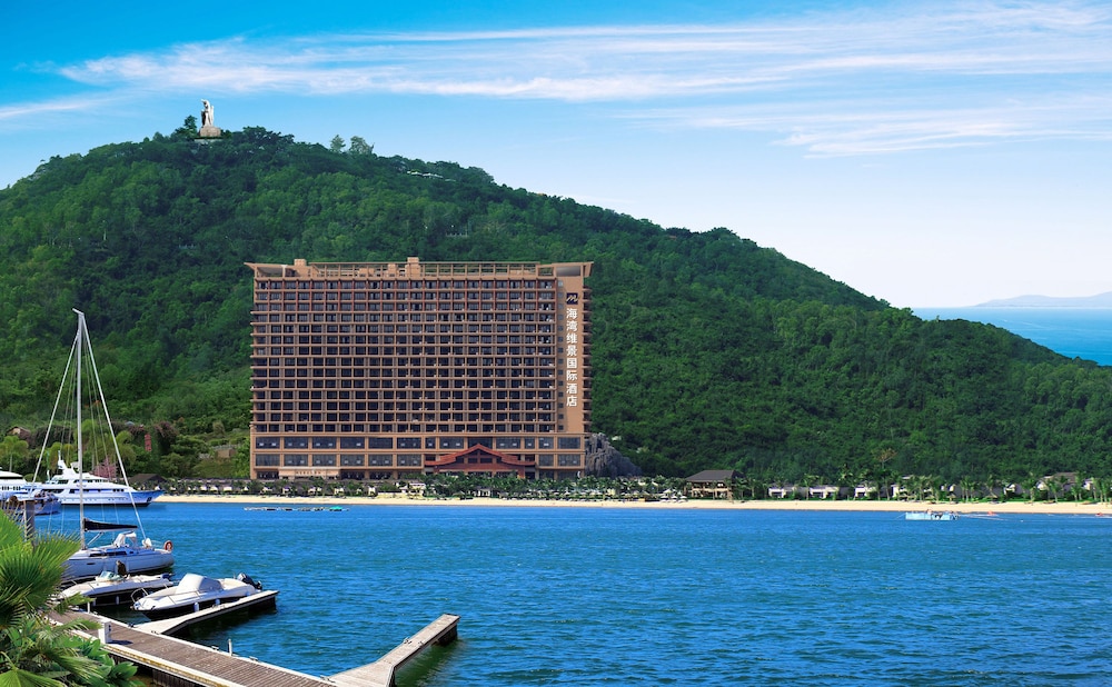 Grand Metropark Bay Hotel Sanya 61/66