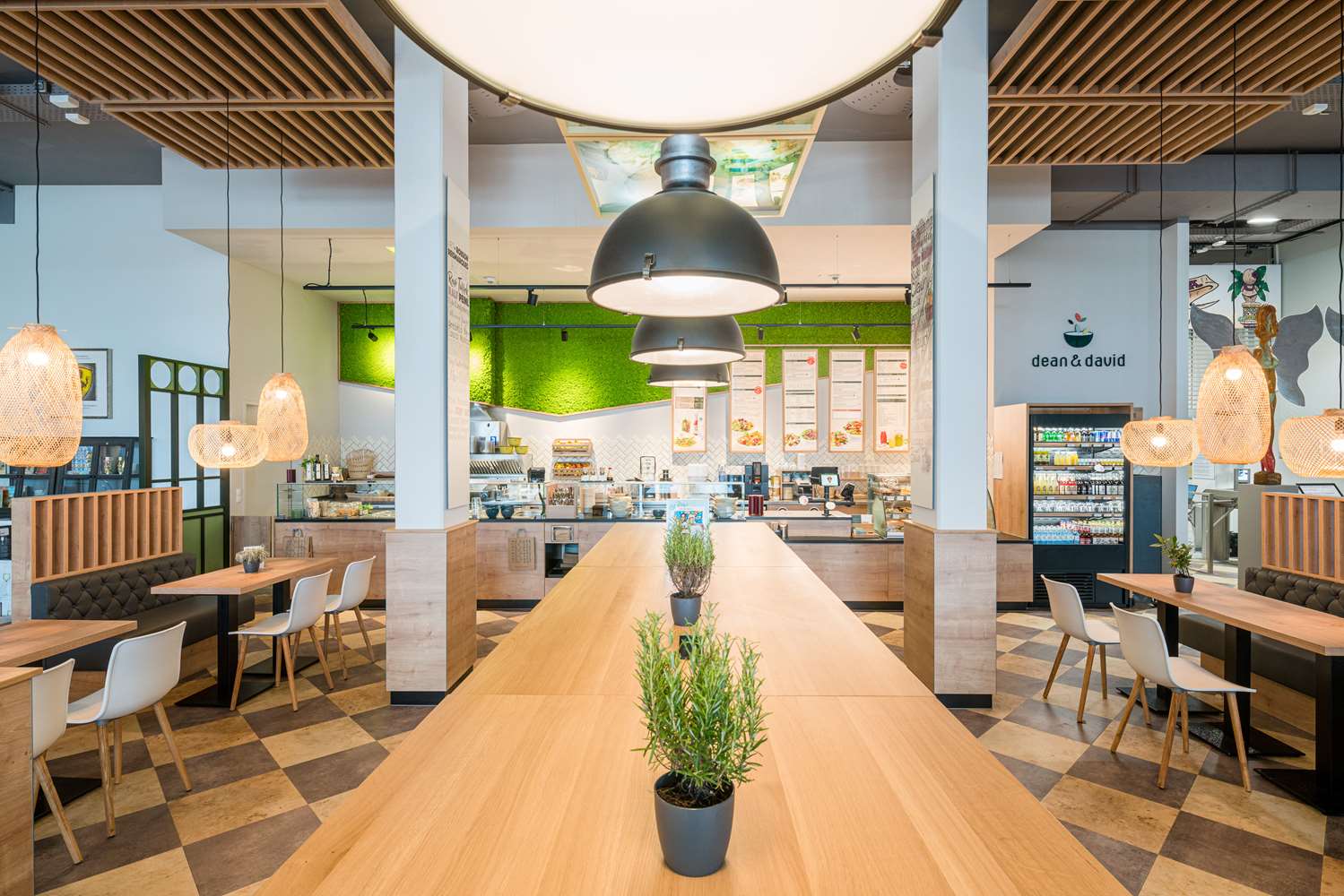 restaurant cafeteria