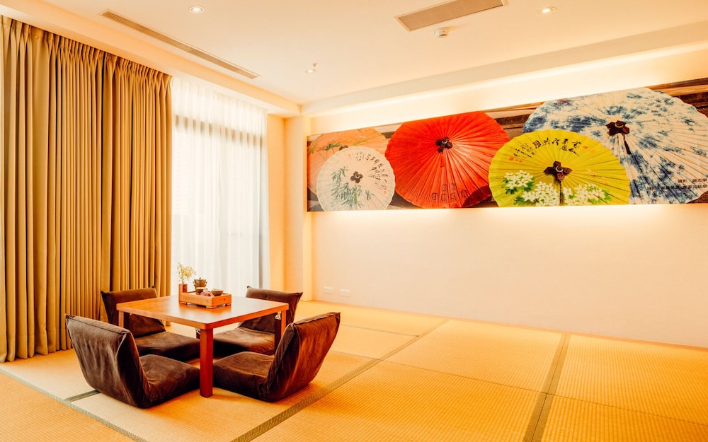 Mellow Fields Hotel 3/60
