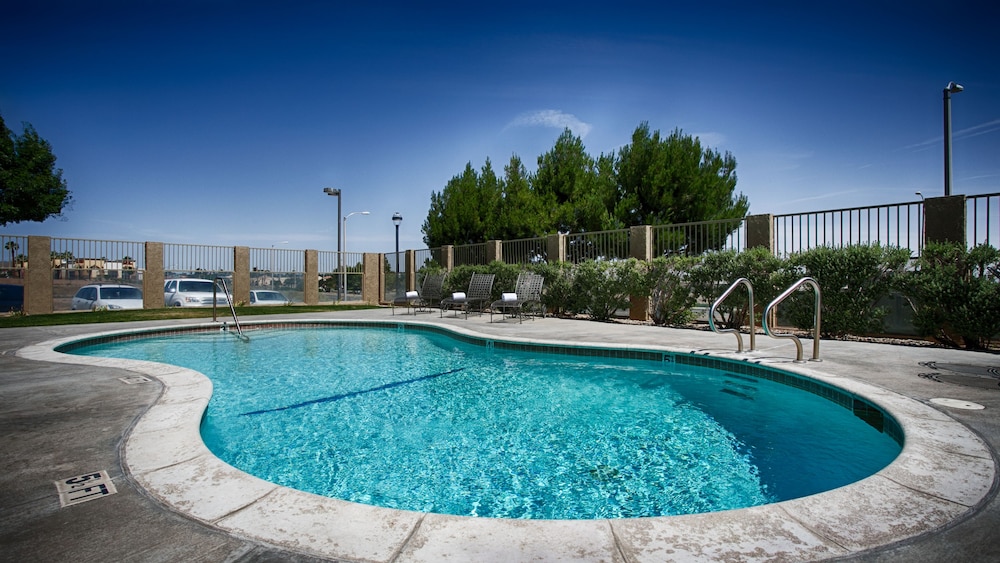 Best Western Plus John Jay Inn & Suites 2/37