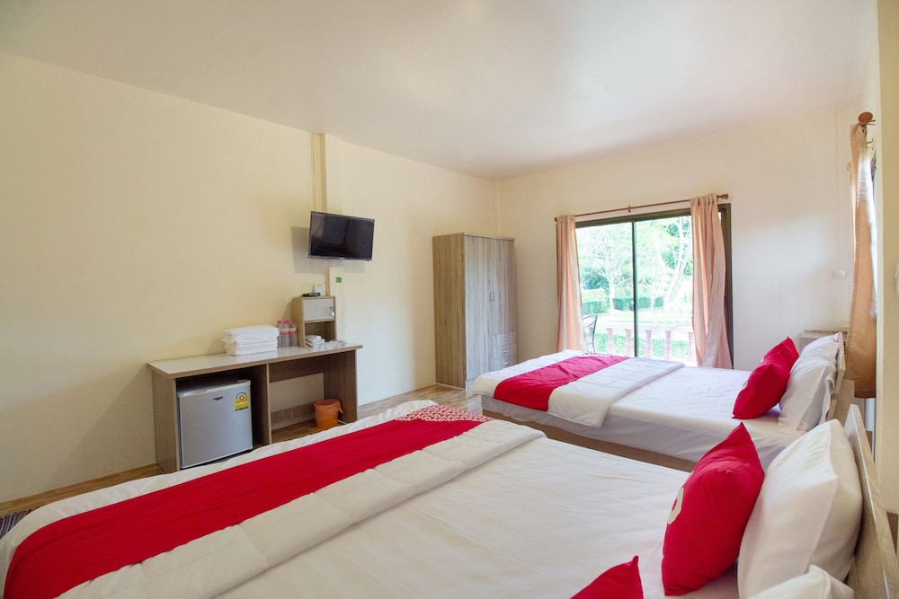 OYO 75359 Thaiburi Thara Resort 20/43