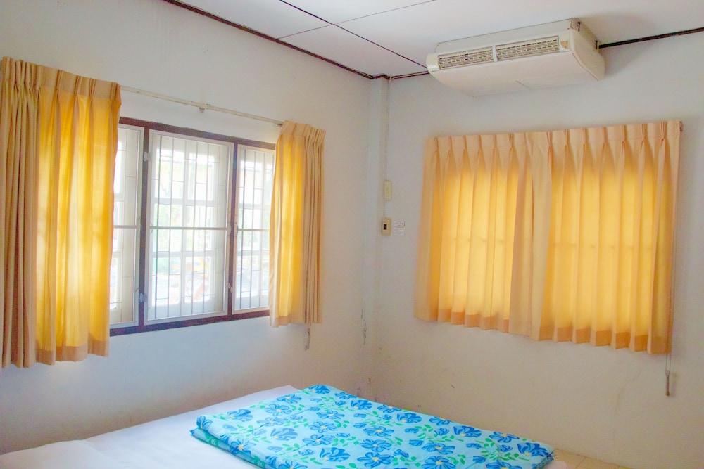 Sichang Shine Khao Resort 40/54