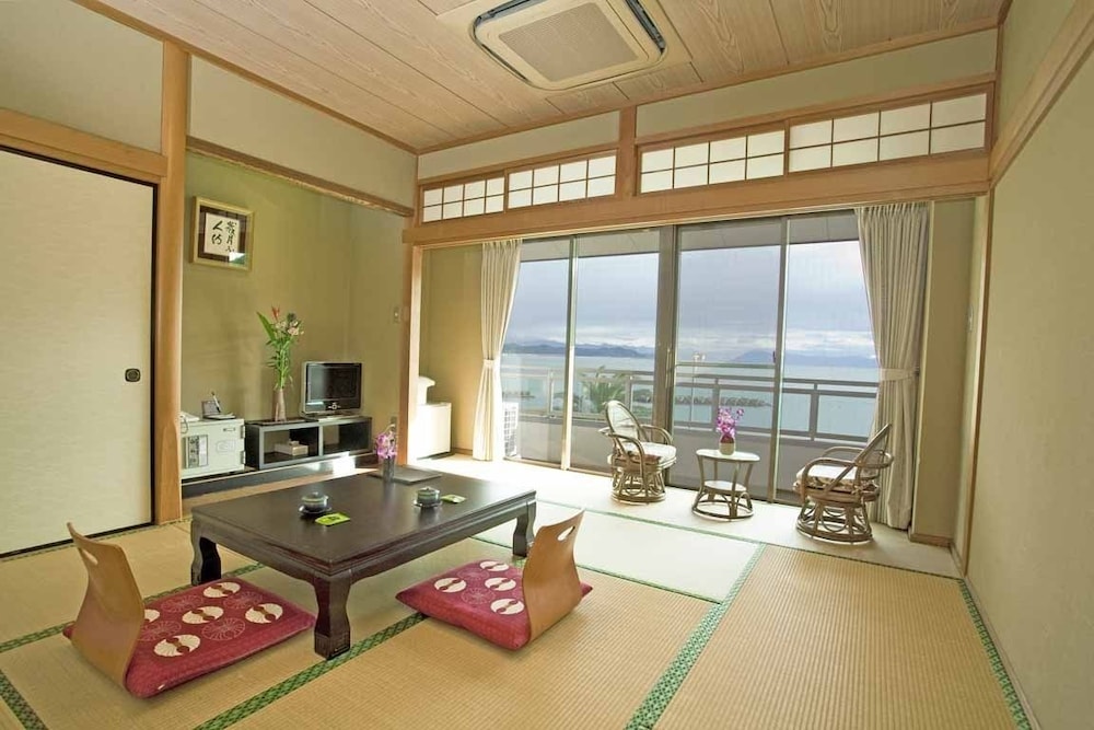 Tosaryu Onsen Sanyo-So 27/33