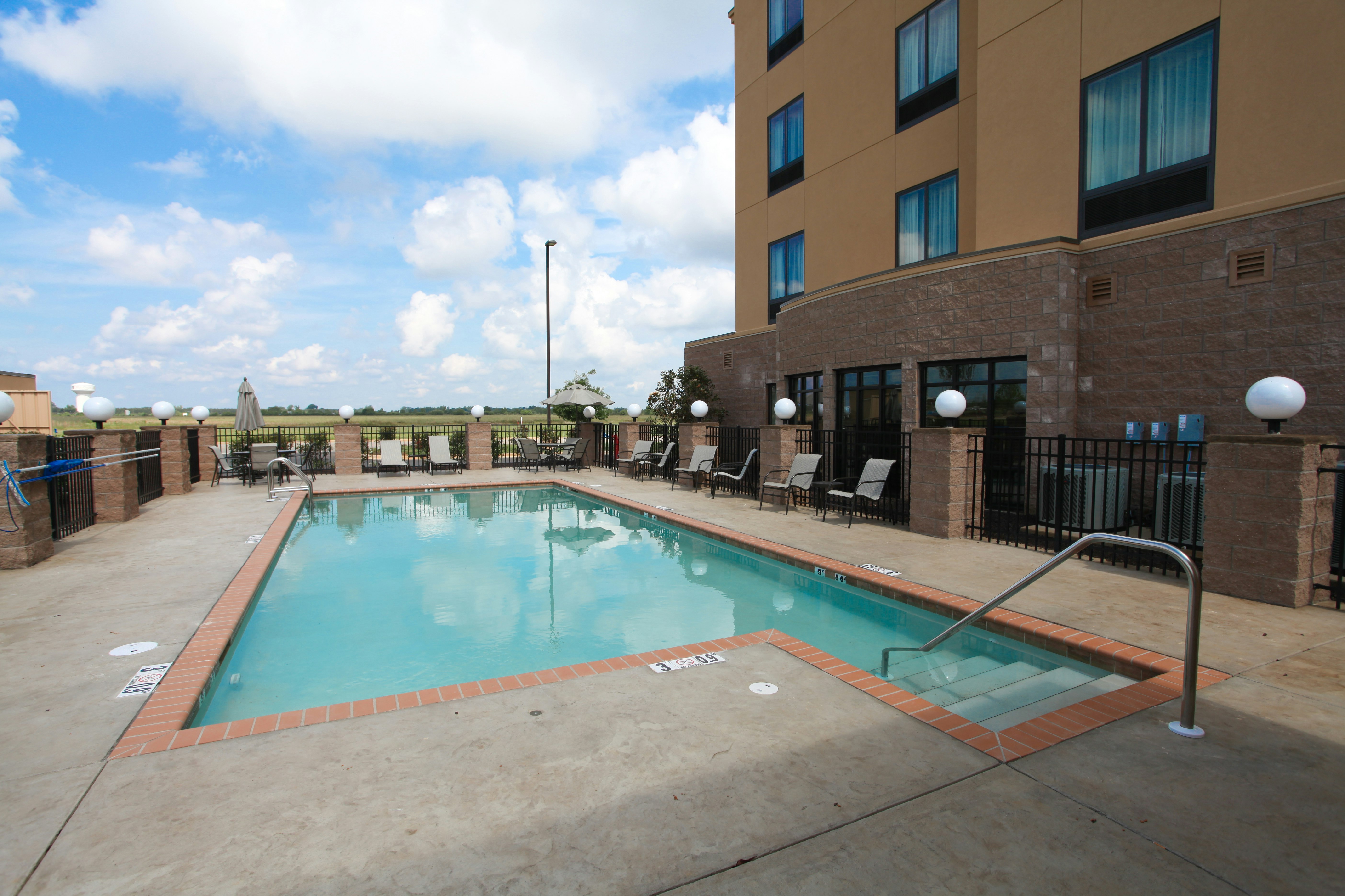 Hampton Inn Atmore 48/52