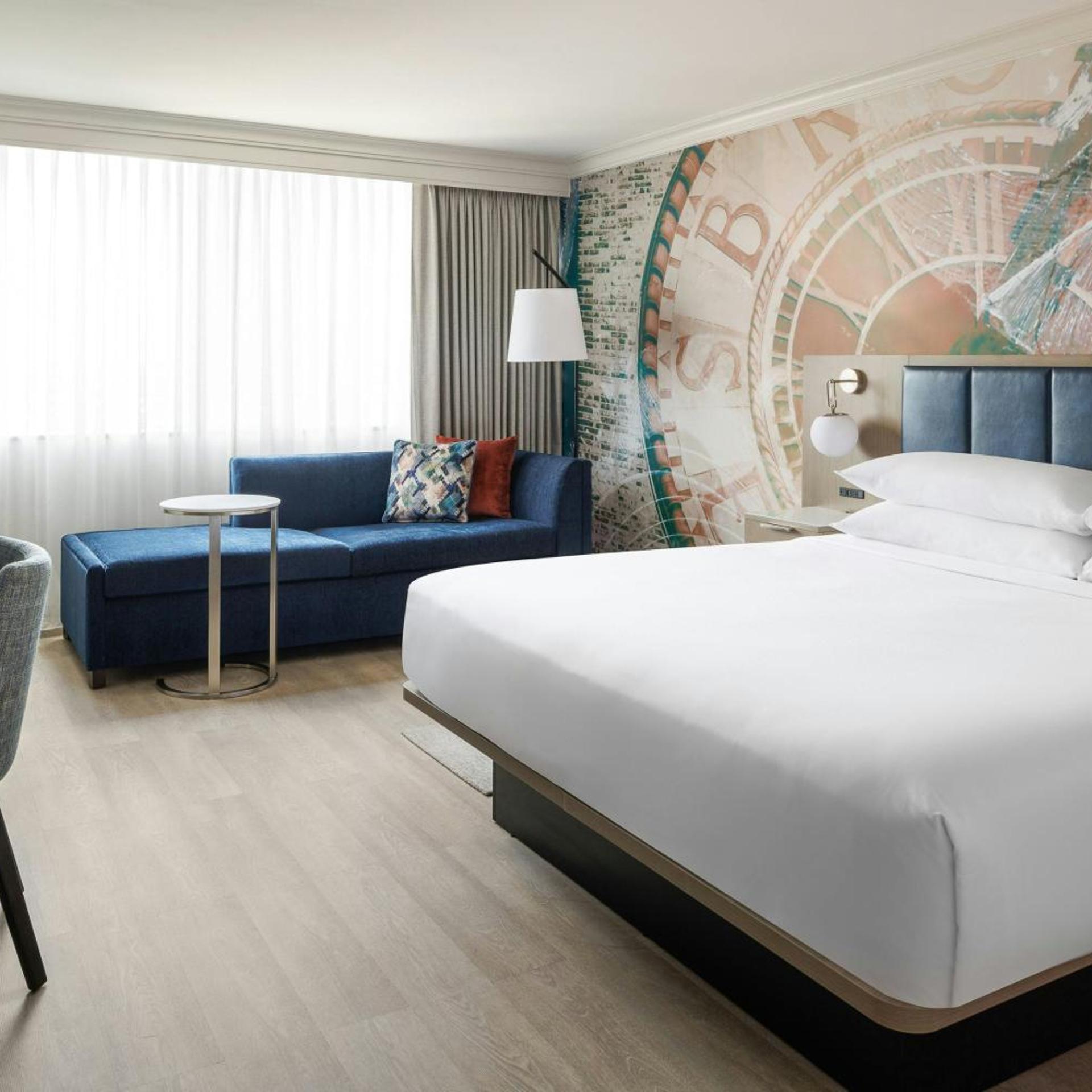 Deluxe, King Bed, High Floor