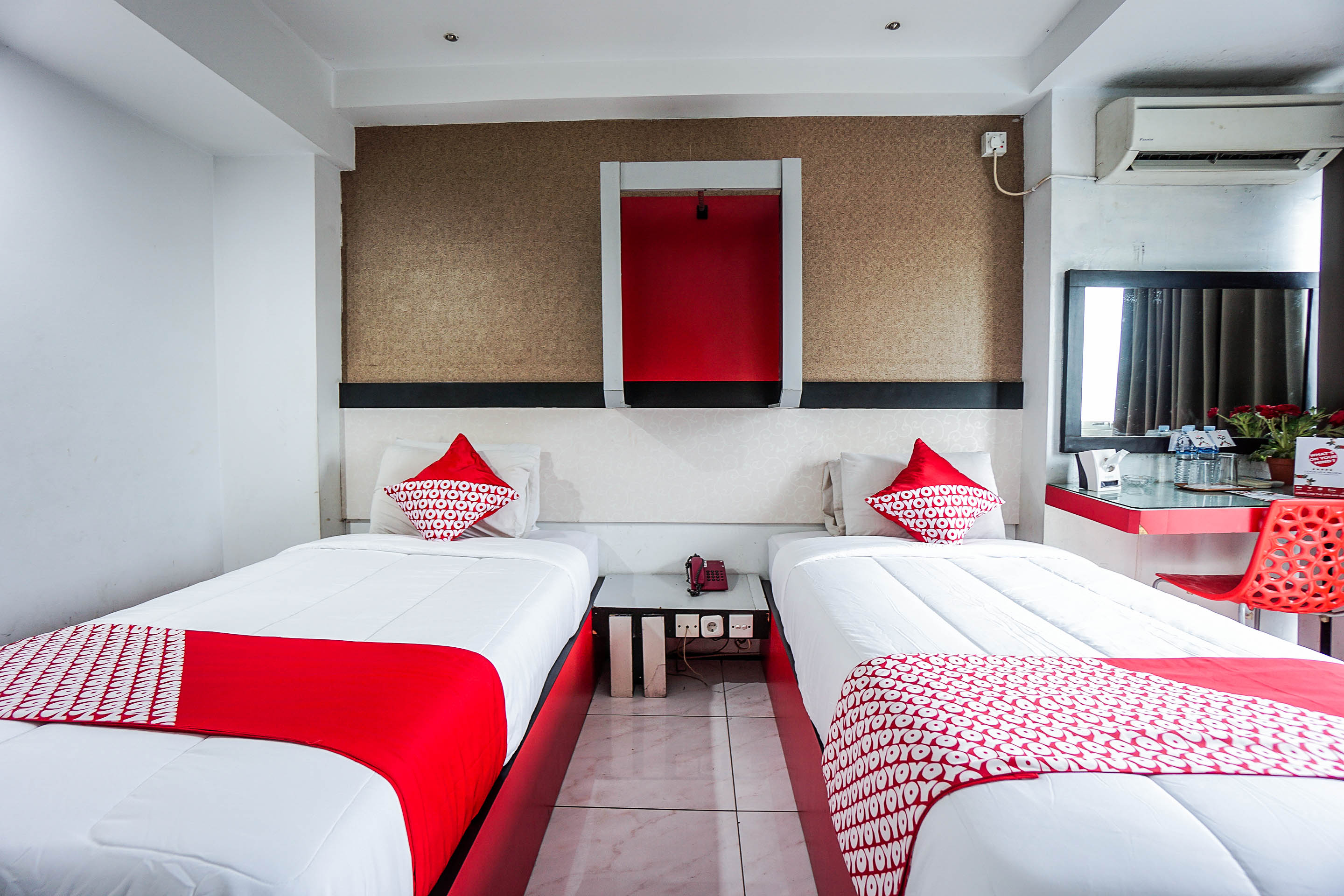 Prince Boulevard Hotel 29/42
