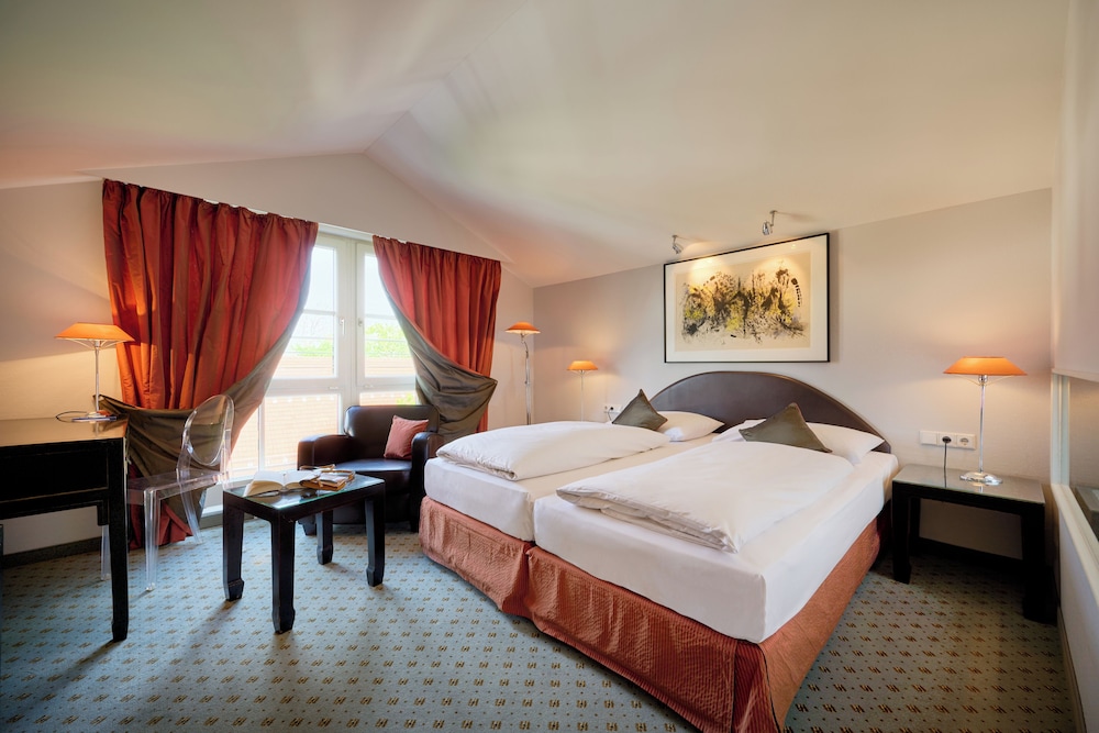 SUPERIOR, DOUBLE BED