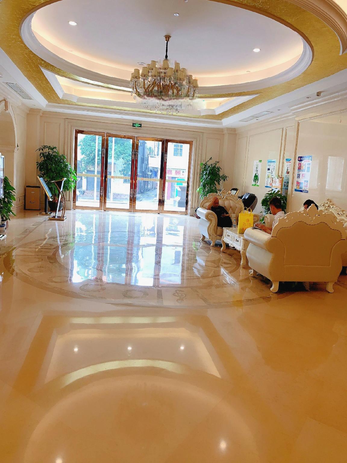 Vienna Hotel Foshan (Dali Songgang Center) 25/36