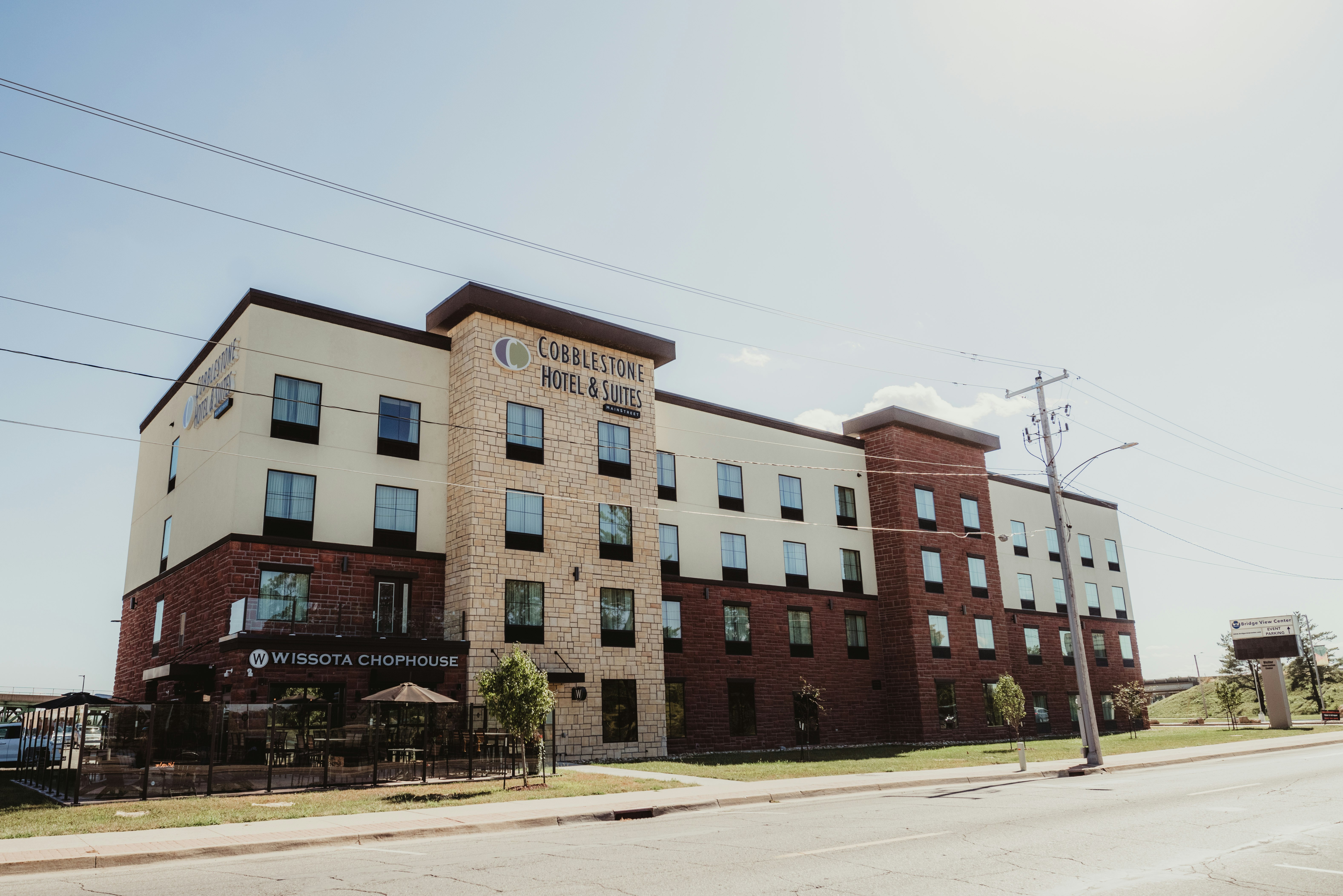 Cobblestone Hotel & Suites - Ottumwa 2/50