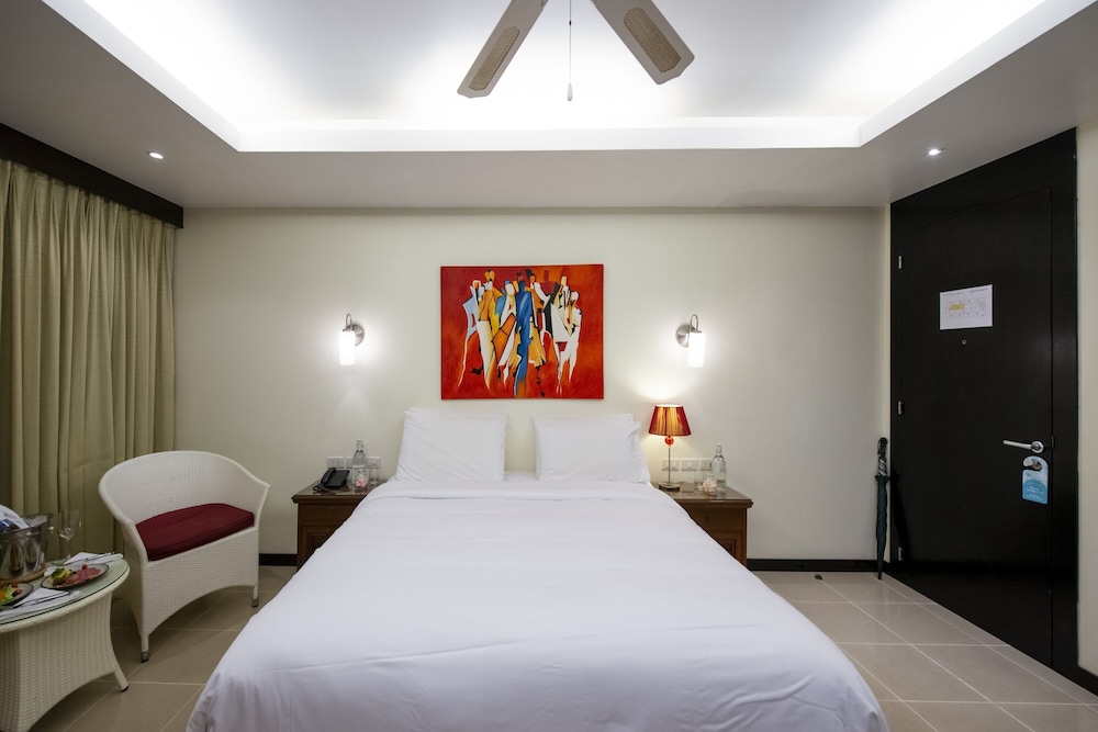 The Lokal Hotel Phuket 3/37