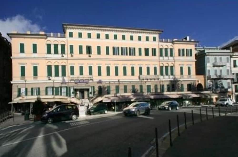 Grand Hotel Mediterranee 3/69