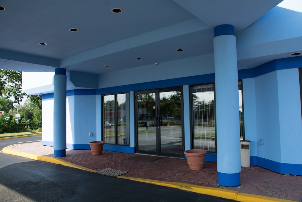 Atlantic Inn and Suites - Wall Township 26/34