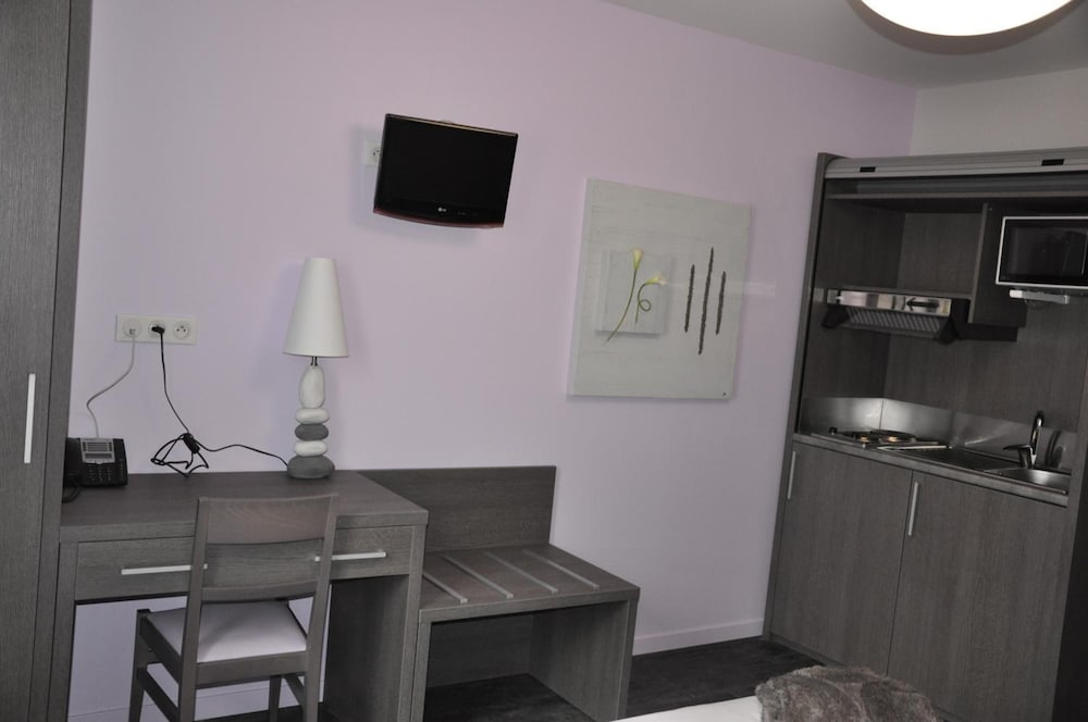 INTERHOTEL HOTEL DES ARTS 39/67