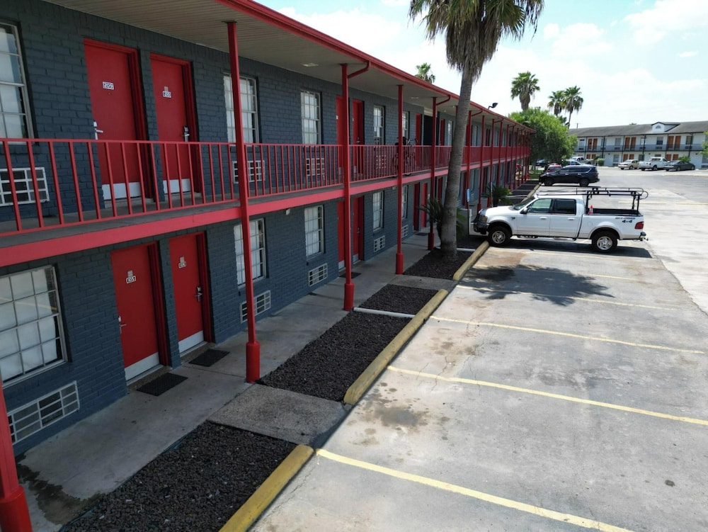 Texas Inn Brownsville by Hotel O 42/53