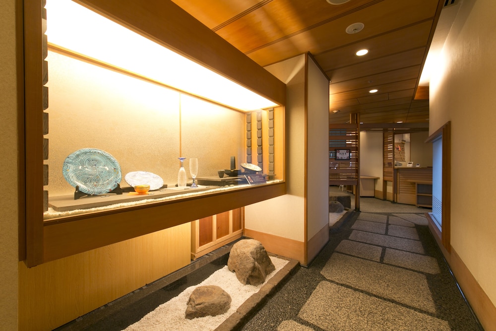 Shin Osaka Washington Hotel Plaza 9/52