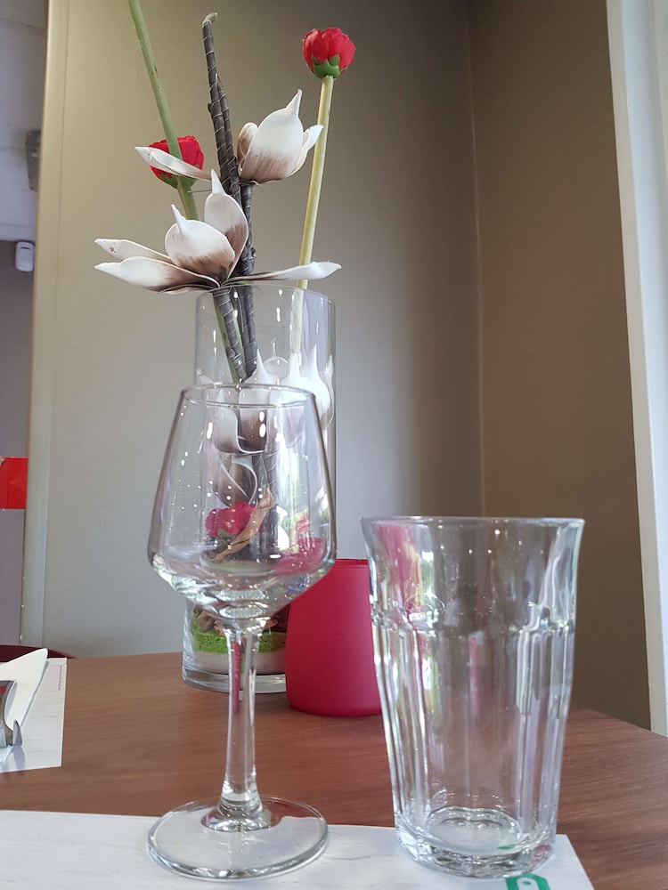 Hotel Campanile Toulouse Blagnac Aeroport 47/66