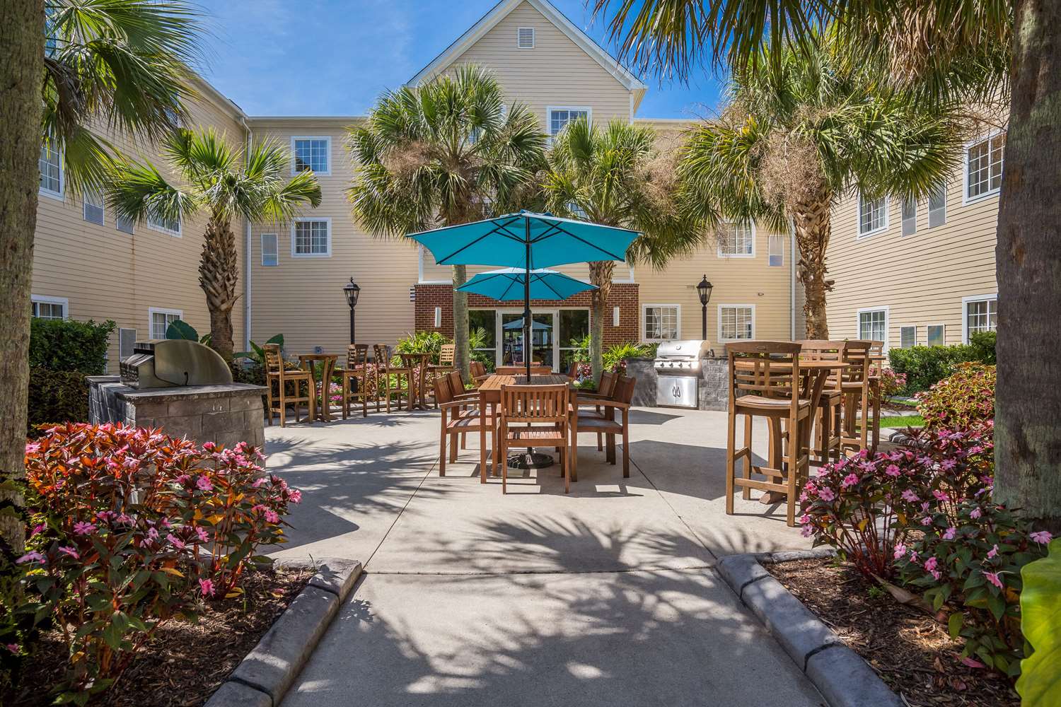 MainStay Suites Wilmington - University Area 16/16