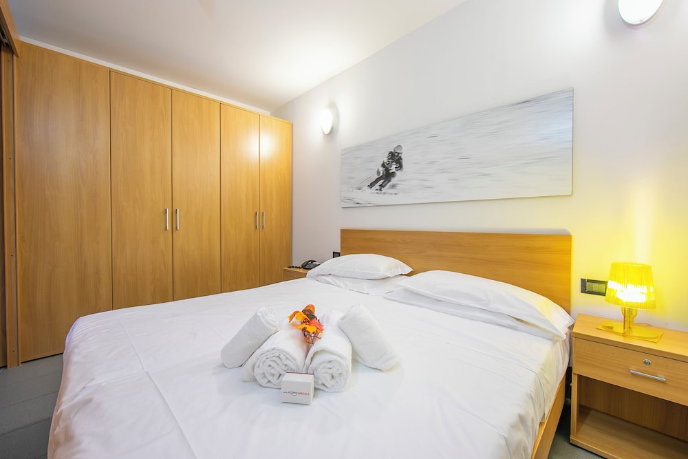 Villaggio Olimpico Apartments 22/50