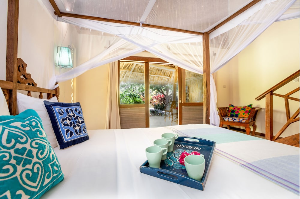 Marafiki Bungalows 14/69