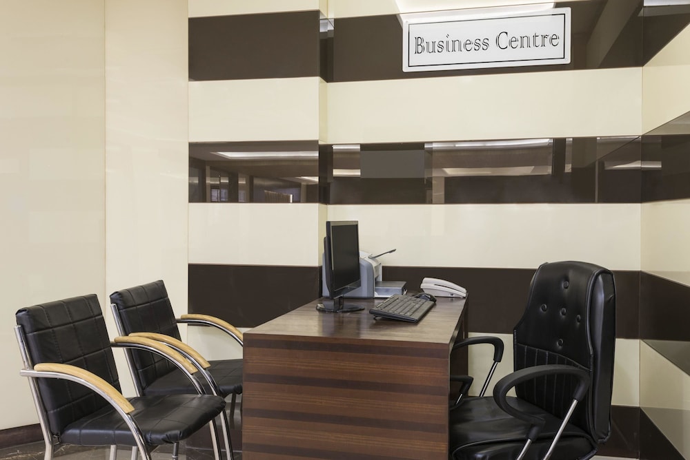 Days Hotel by Wyndham Jalandhar Jyoti Chowk 33/37