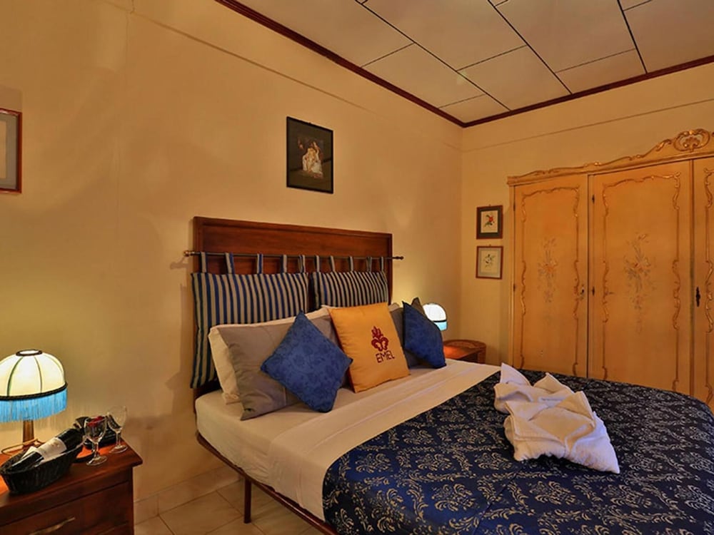 Emel Boutique Hotel 14/50