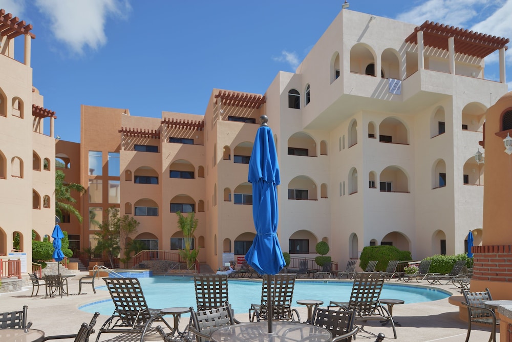 Sea Of Cortez Beach Club 64/72