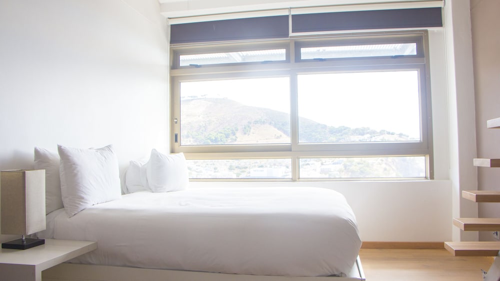 City, Penthouse, King and Twin Beds