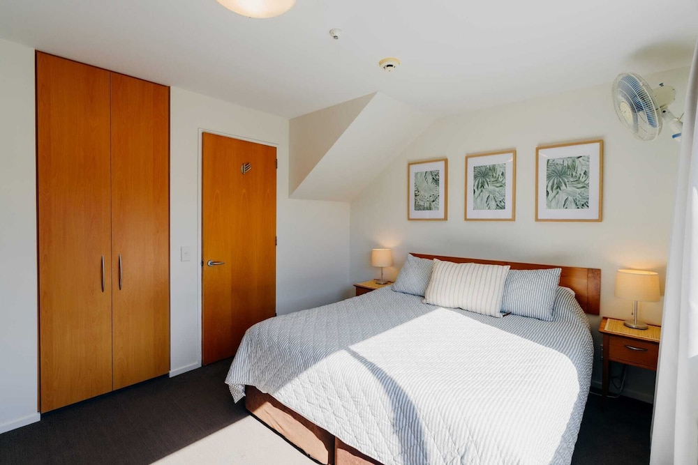 1 BEDROOM, APARTMENT