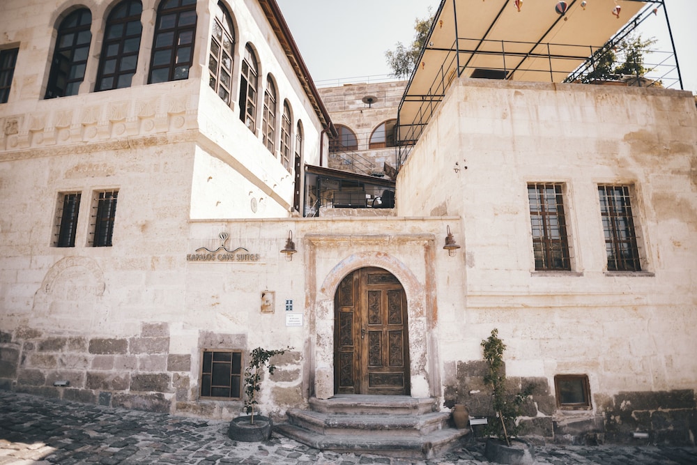 Kapalos Cave Hotel 2/47