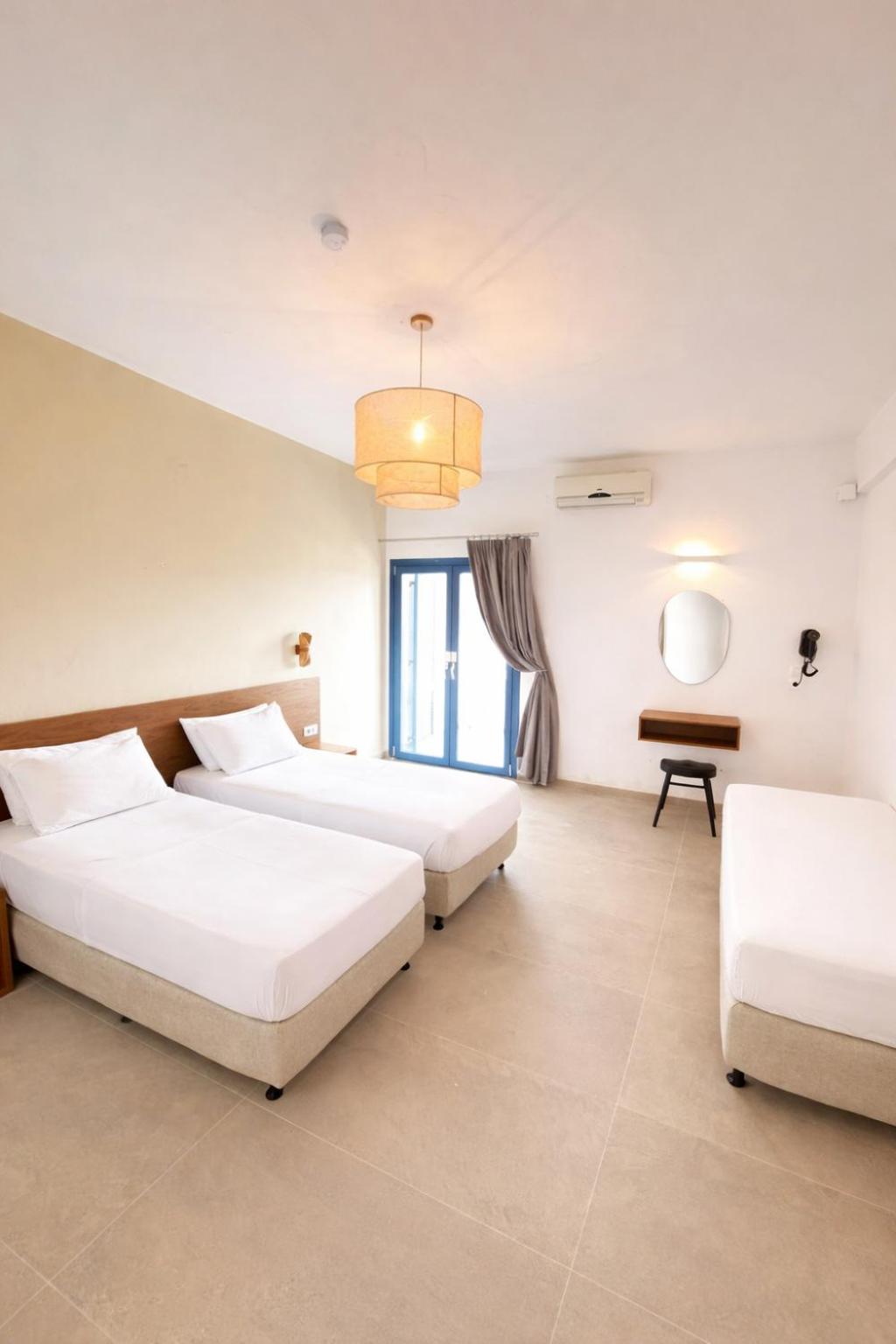 Marcos Beach Hotel 11/50