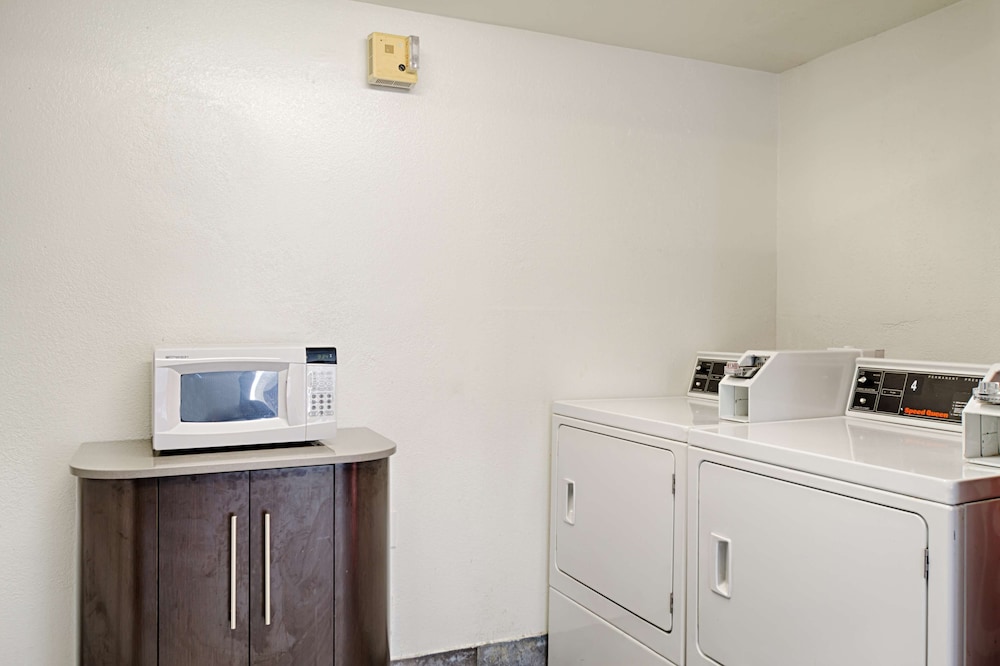 Motel6 Laurel, DC - Washington Northeast 11/34