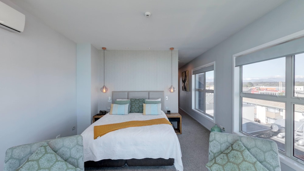 Penthouse Suite, King Bed, Ocean View